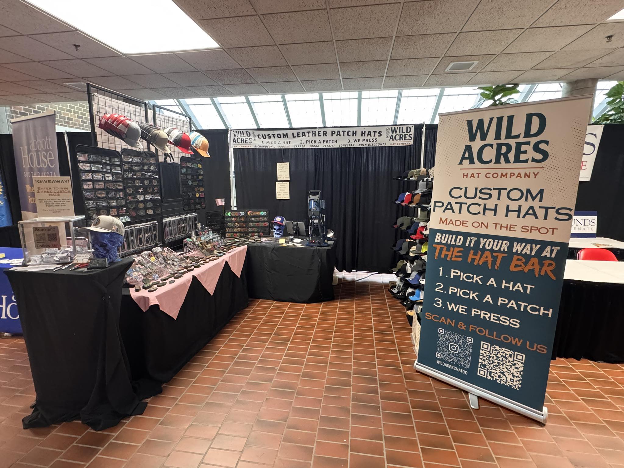 table expo image