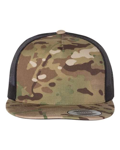 camo and black hat